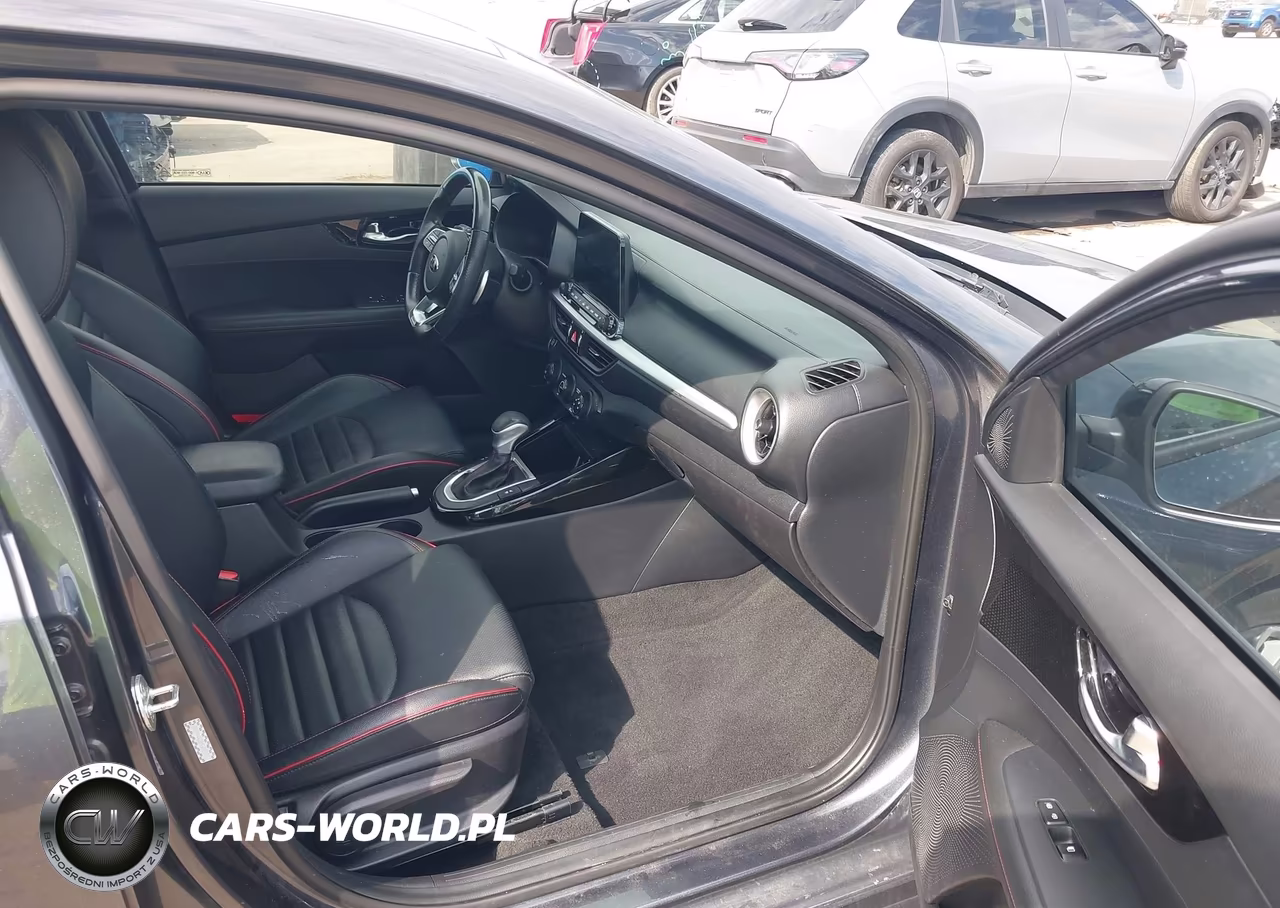 2021 Kia Forte Gt VIN:3KPF44AC8ME288720 - 5