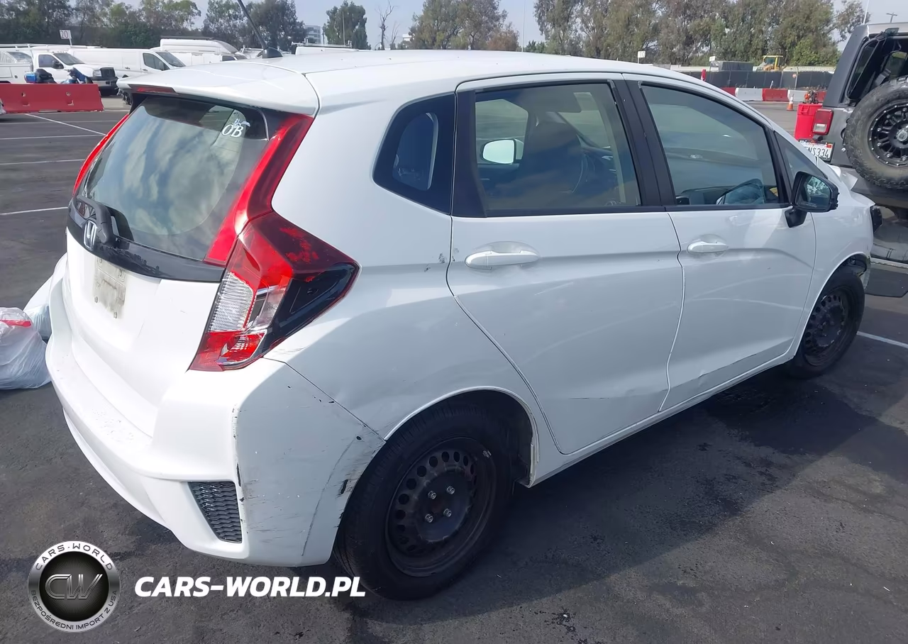 2017 Honda Fit Lx VIN:JHMGK5H51HS002716 - 4