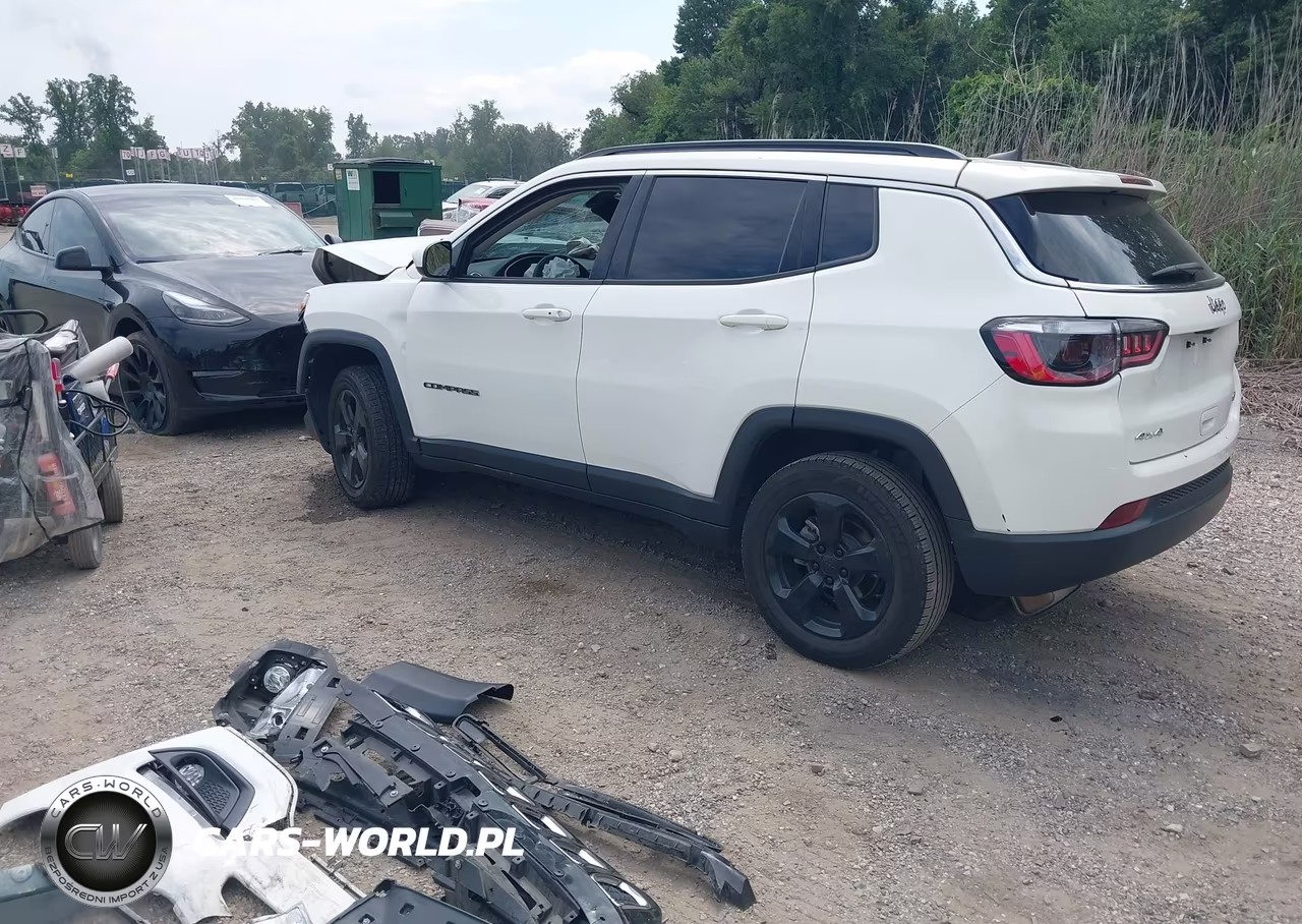 2021 Jeep Compass Latitude 4X4 VIN:3C4NJDBB6MT601415 - 3
