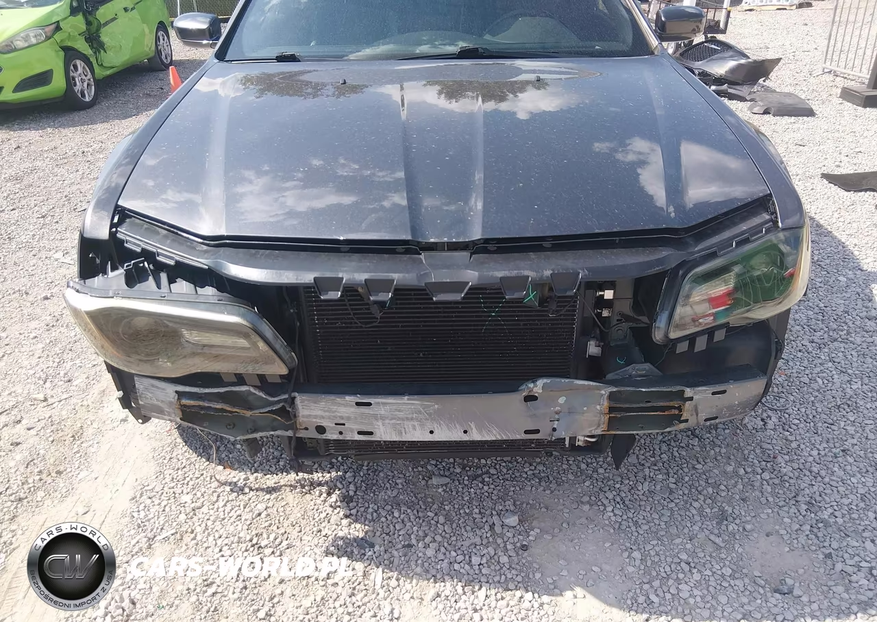 2016 Chrysler 300 S VIN:2C3CCAGG1GH145068 - 6