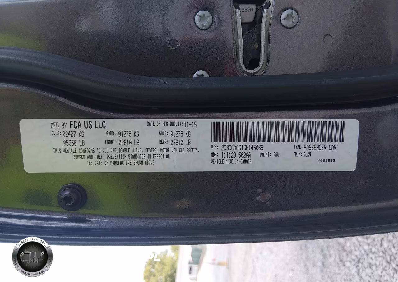 2016 Chrysler 300 S VIN:2C3CCAGG1GH145068 - 9