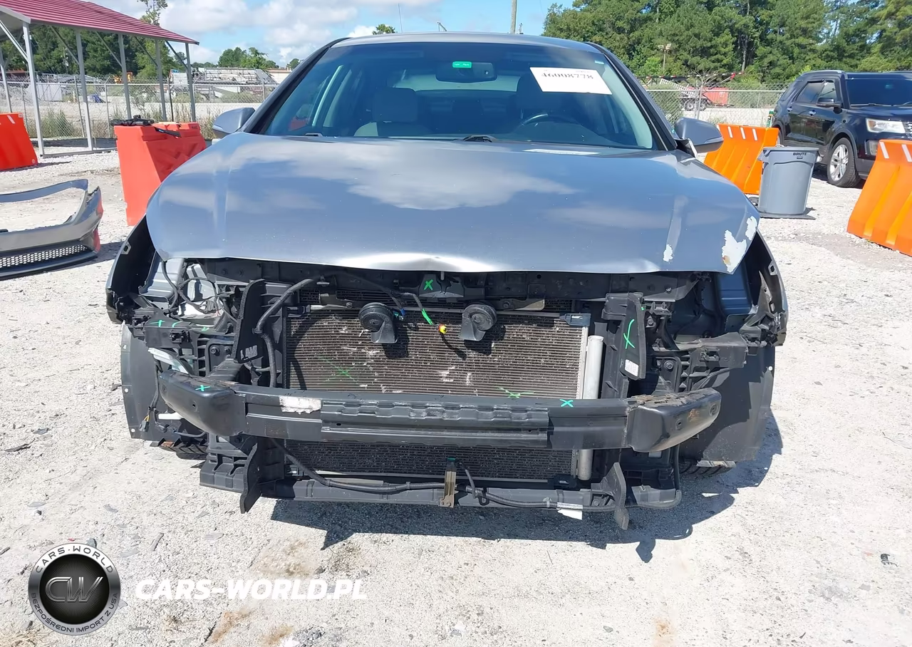 2015 Hyundai Sonata Sport VIN:5NPE34AF5FH166095 - 6