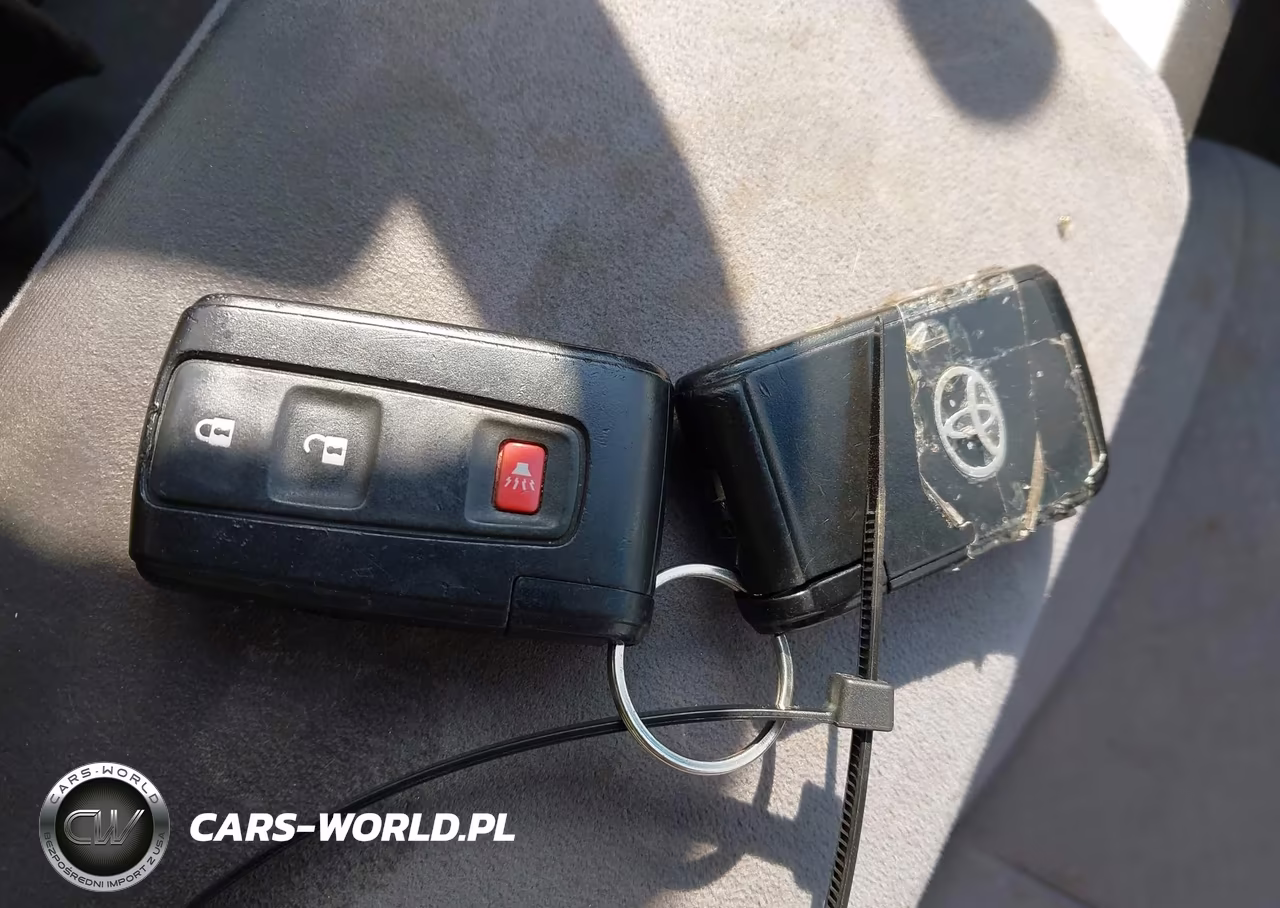 2007 Toyota Prius VIN:JTDKB20UX73277538 - 11