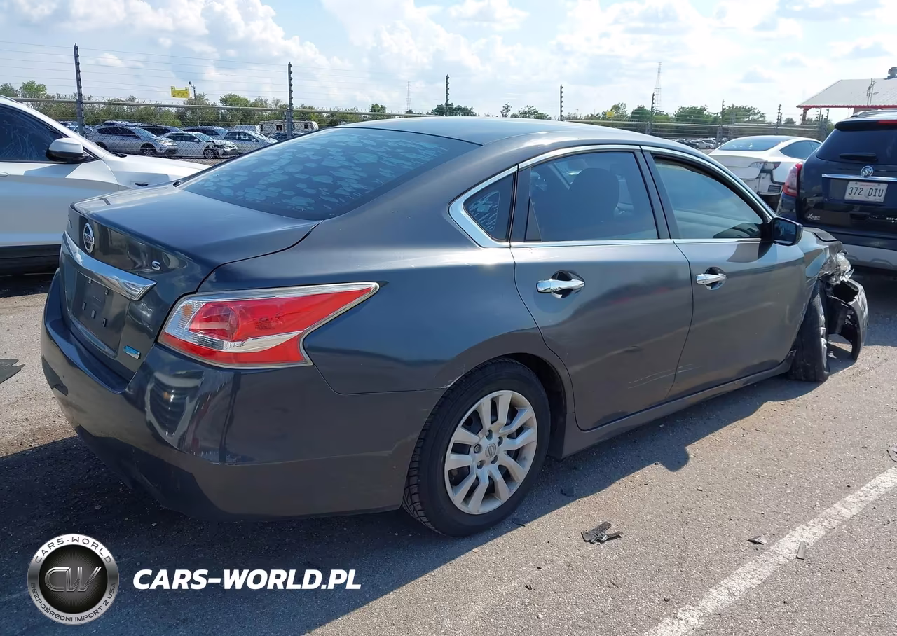 2013 Nissan Altima 2.5 S VIN:1N4AL3AP3DN530339 - 4