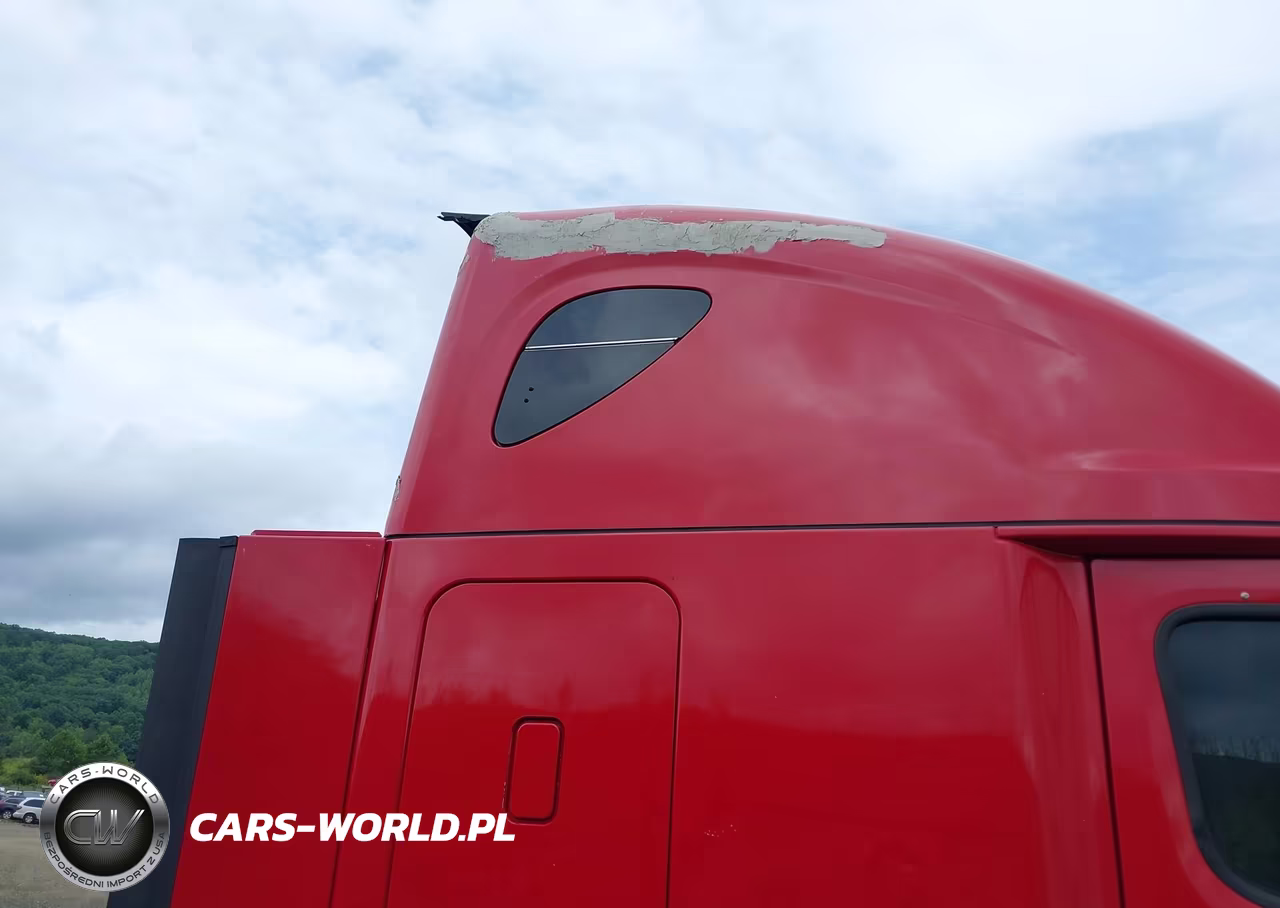 2018 Freightliner Cascadia 125 VIN:3AKJGLDV8JSJT7160 - 18
