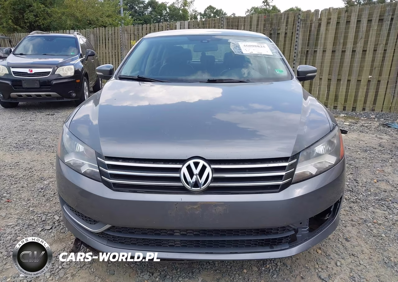 2015 Volkswagen Passat 1.8T Wolfsburg Edition VIN:1VWAT7A38FC010874 - 13