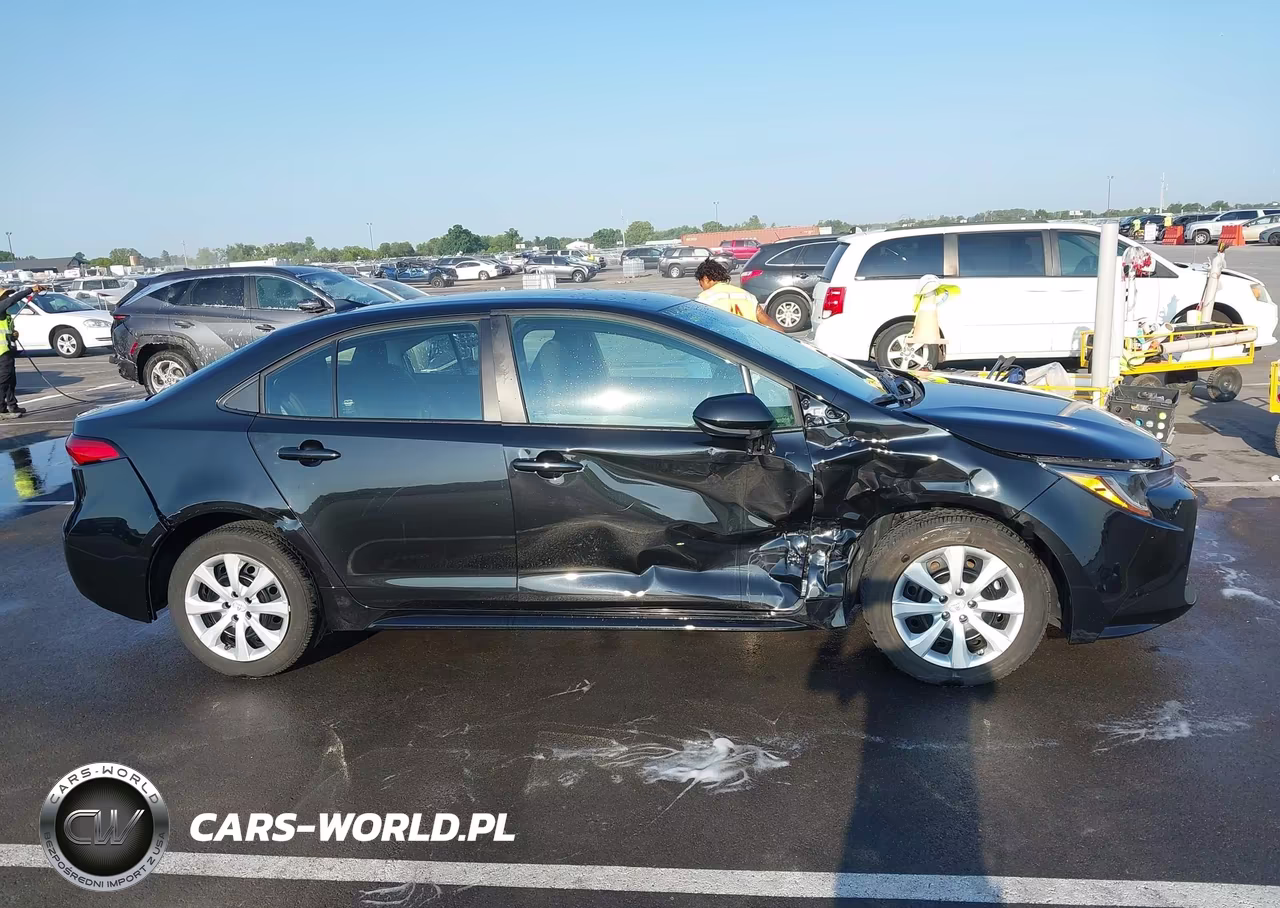 2022 Toyota Corolla Le VIN:5YFEPMAE6NP354220 - 13