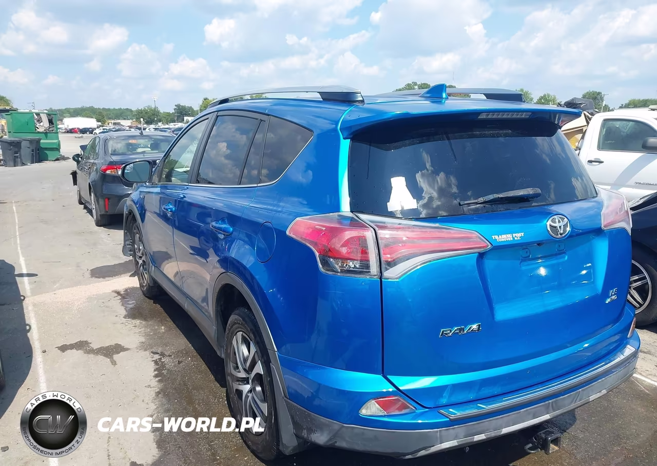2017 Toyota Rav4 Le VIN:JTMBFREV8HJ132056 - 3