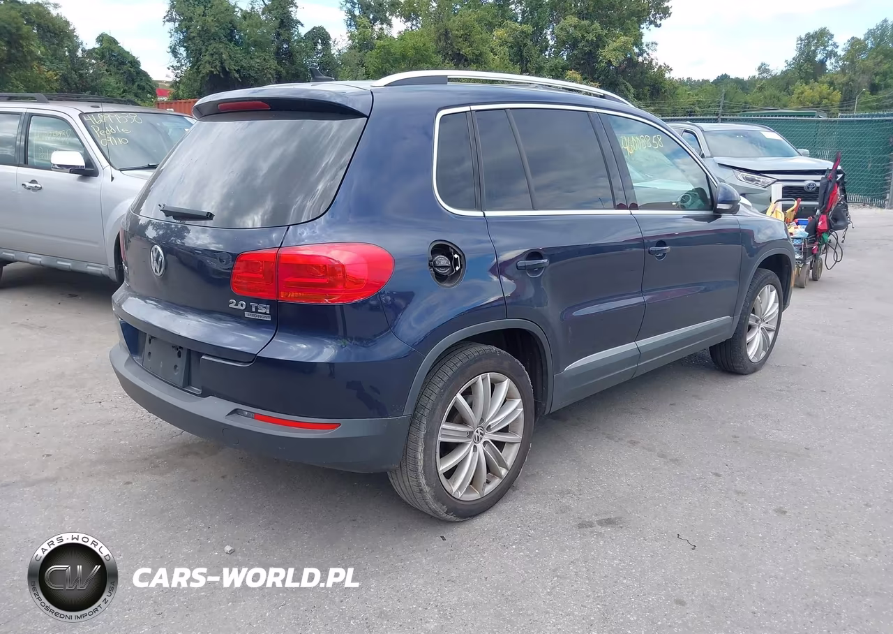 2012 Volkswagen Tiguan Se VIN:WVGBV7AX1CW553462 - 4