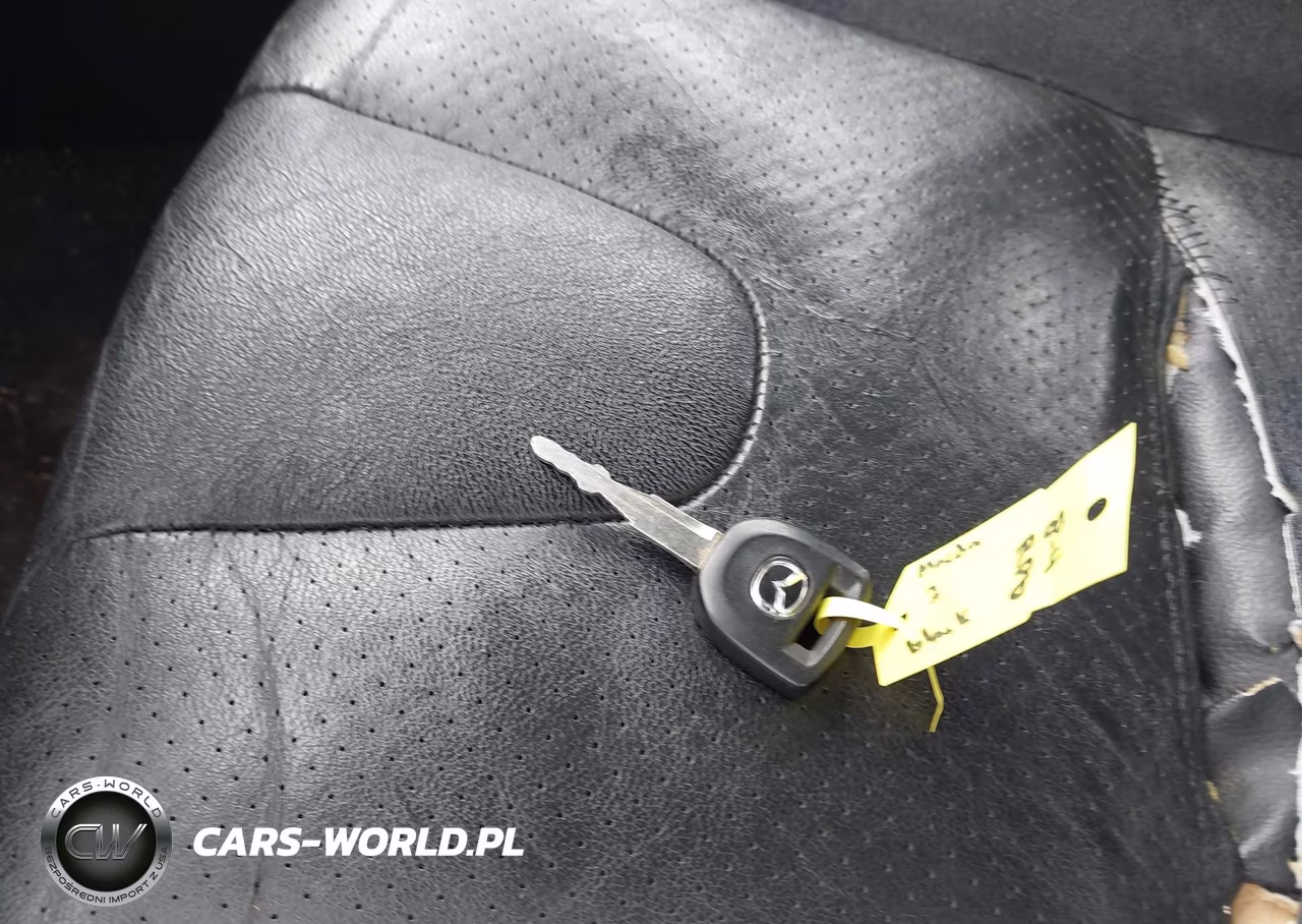 2007 Mazda Mazda3 S Grand Touring VIN:JM1BK343571668924 - 11