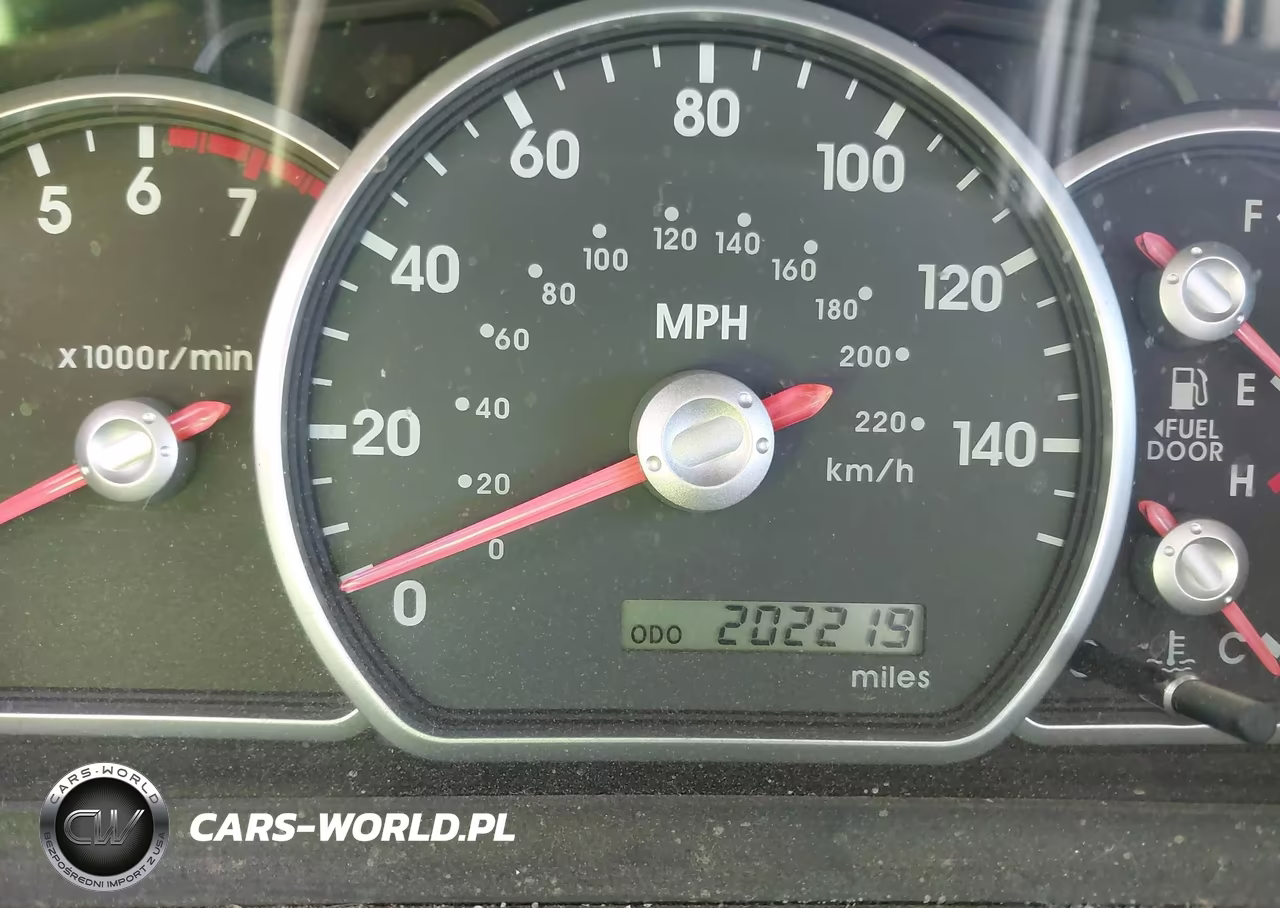 2004 Mitsubishi Endeavor Ls VIN:4A4MM21S94E012683 - 7