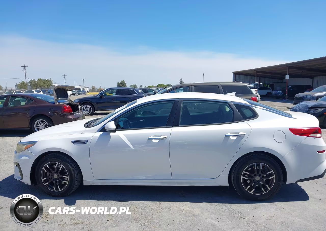2020 Kia Optima Lx VIN:5XXGT4L37LG390178 - 14