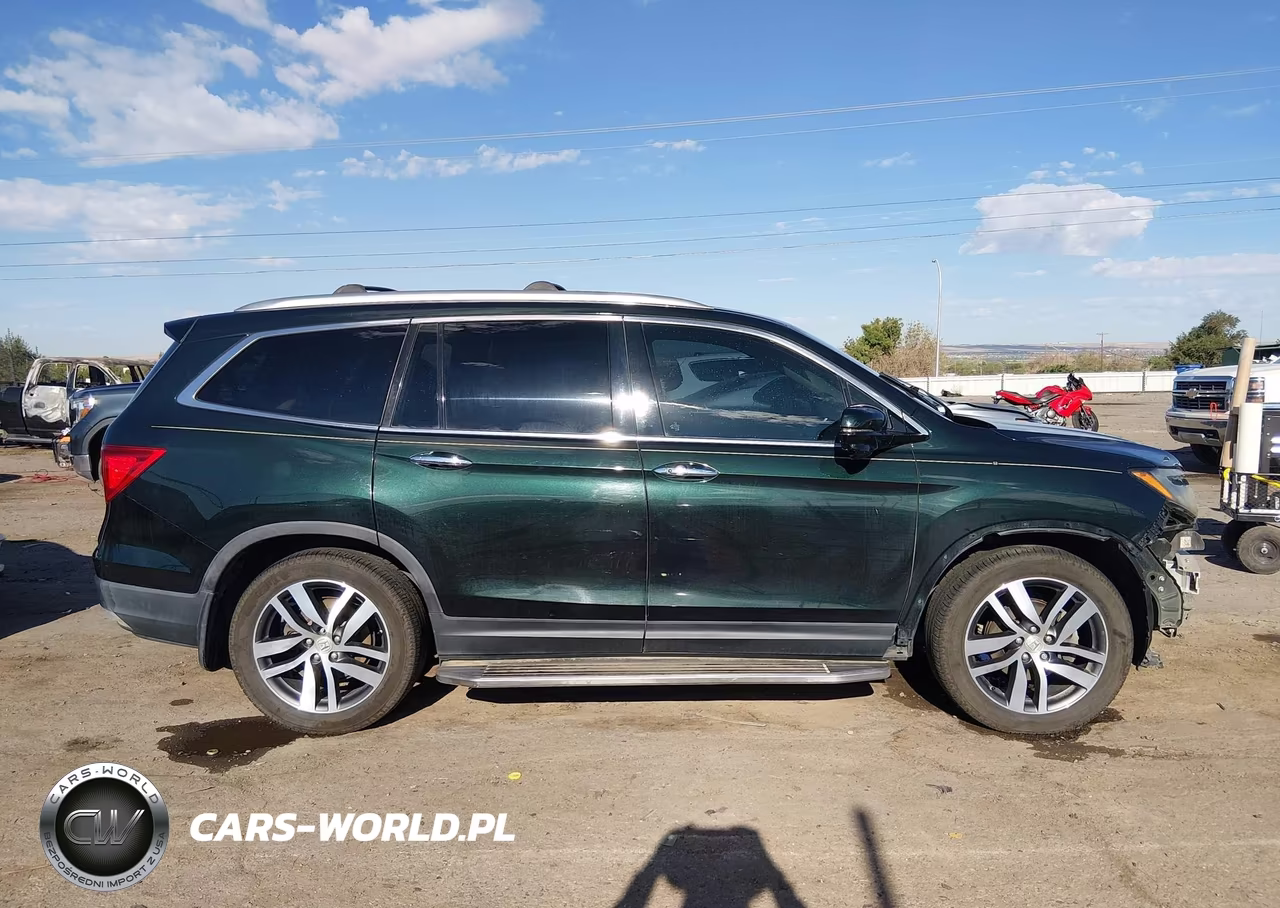 2016 Honda Pilot Touring VIN:5FNYF6H93GB109409 - 14