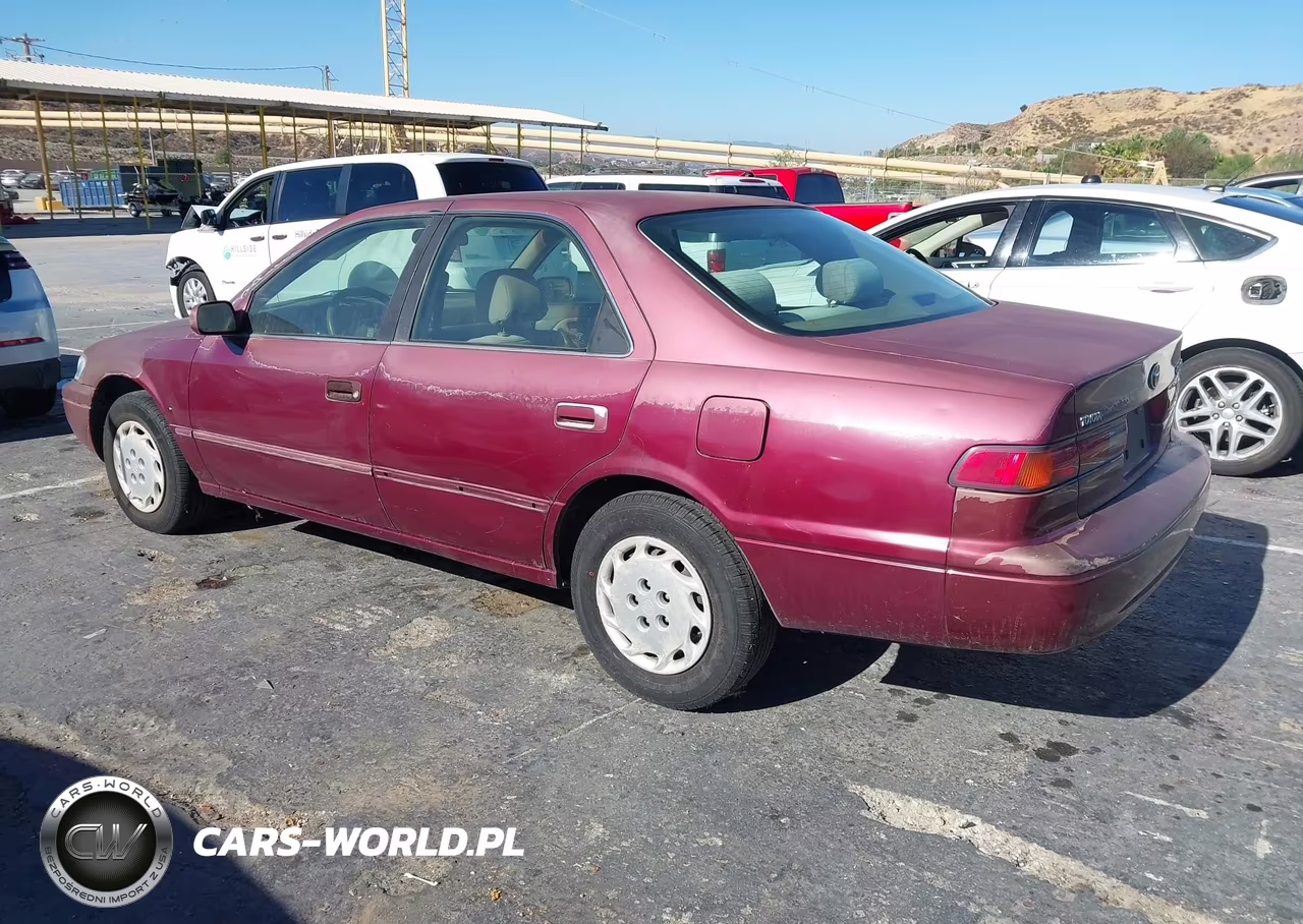 1997 Toyota Camry Le VIN:4T1BG22K9VU010925 - 3