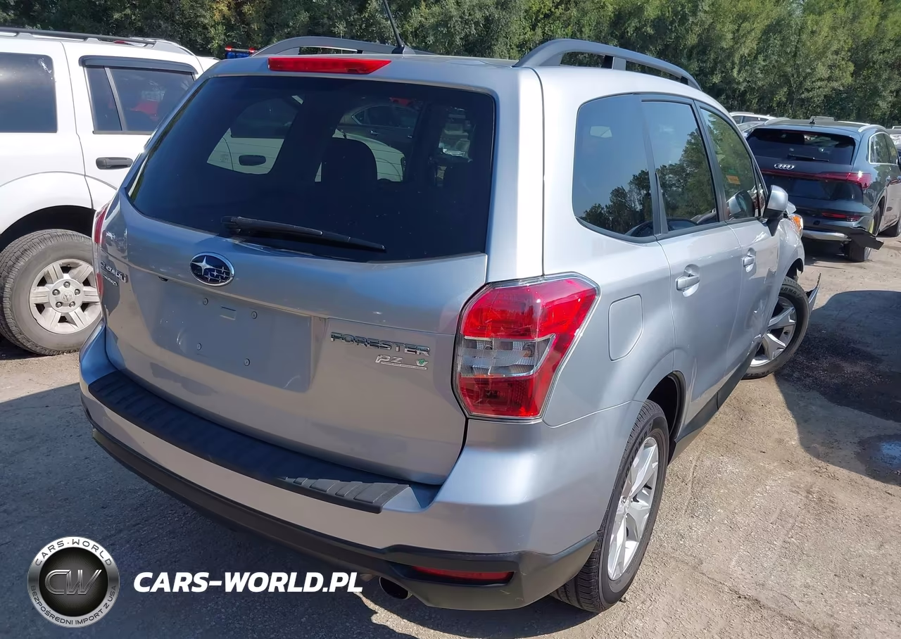 2015 Subaru Forester 2.5I Premium VIN:JF2SJADC1FH564834 - 4