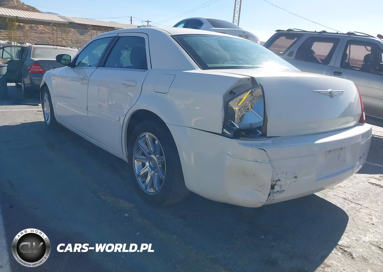 2006 Chrysler 300 VIN:2C3KA43R06H376181 - 3