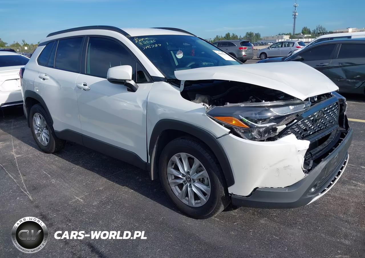2024 Toyota Corolla Cross Le