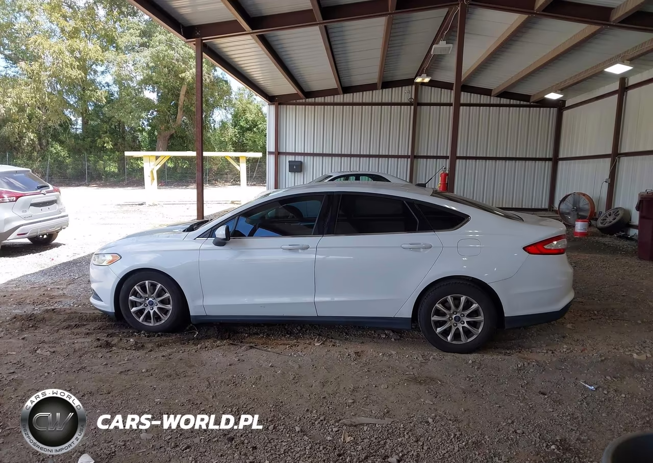 2016 Ford Fusion S VIN:3FA6P0G76GR318570 - 14
