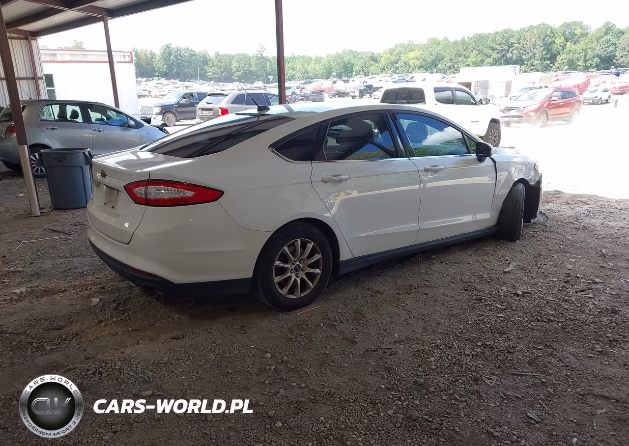 2016 Ford Fusion S VIN:3FA6P0G76GR318570 - 4