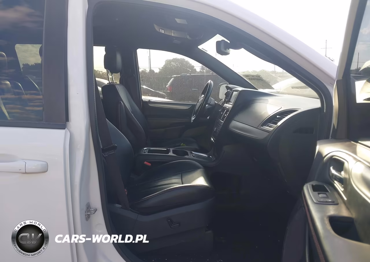2019 Dodge Grand Caravan Gt VIN:2C4RDGEGXKR692240 - 5
