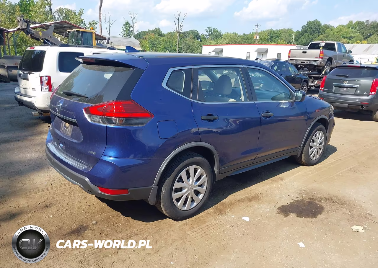 2017 Nissan Rogue S VIN:JN8AT2MV1HW001720 - 4