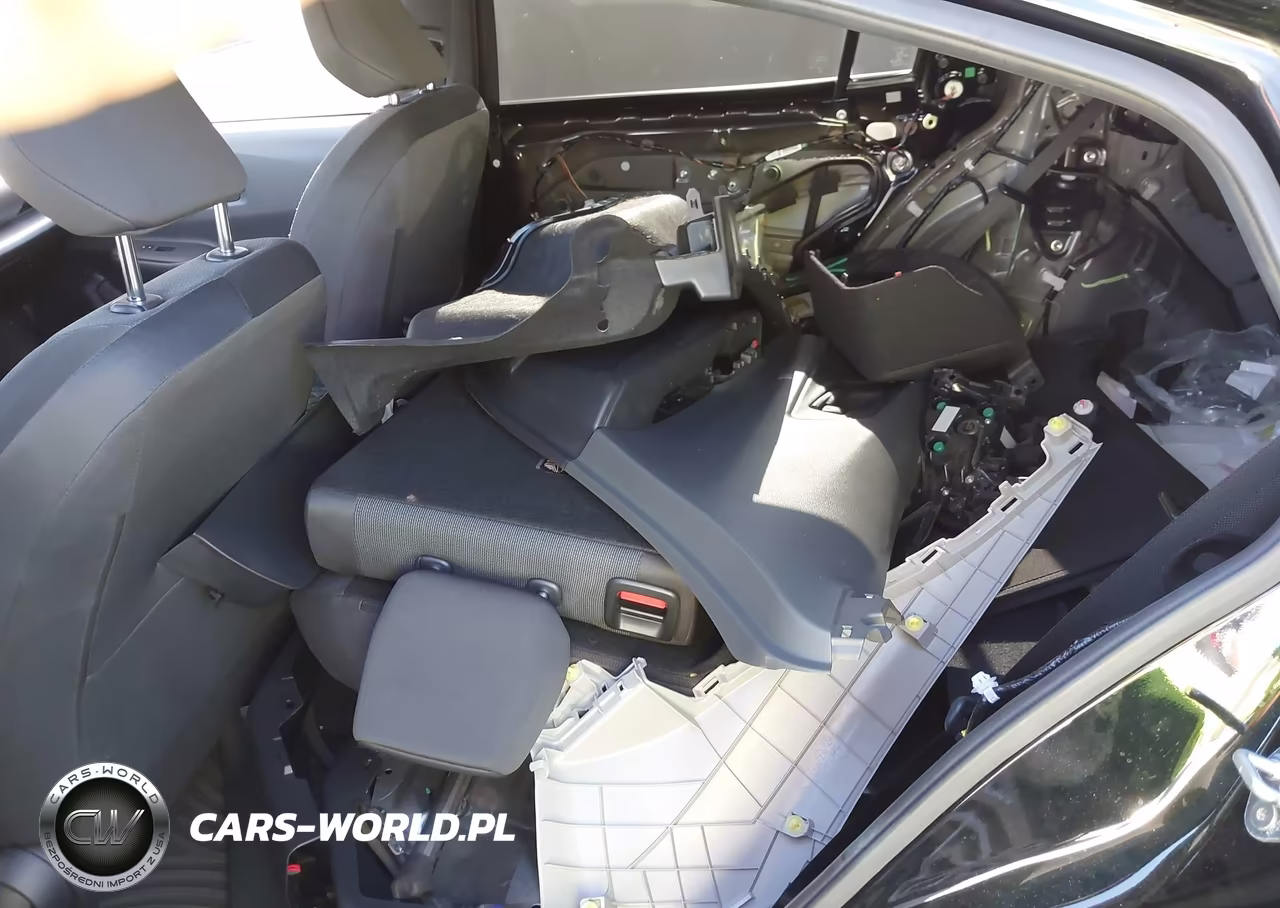 2023 Toyota Prius Le VIN:JTDACAAU3P3014874 - 8