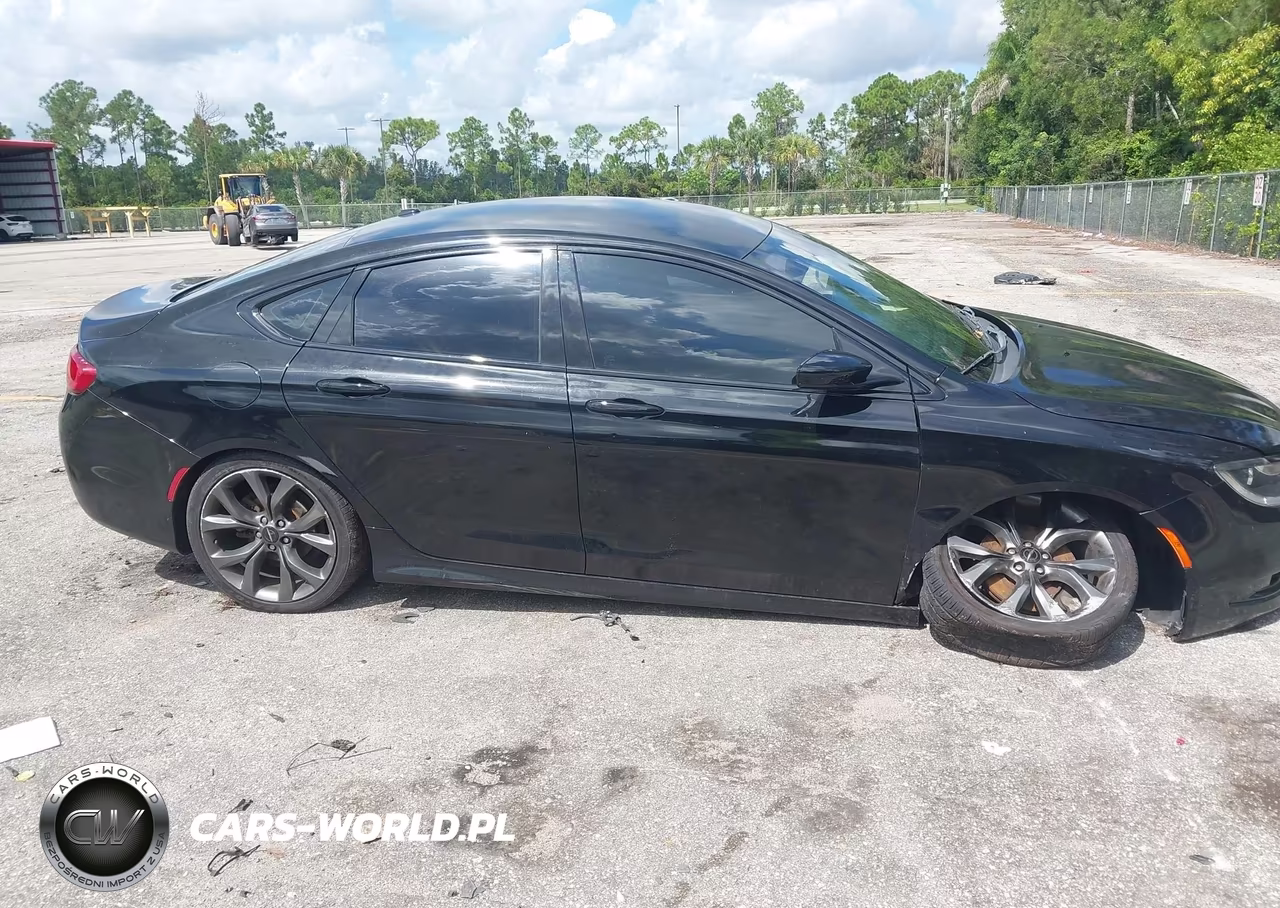 2016 Chrysler 200 S VIN:1C3CCCBG6GN107782 - 13