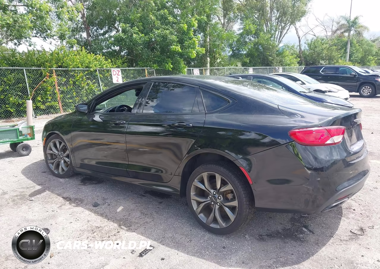 2016 Chrysler 200 S VIN:1C3CCCBG6GN107782 - 3