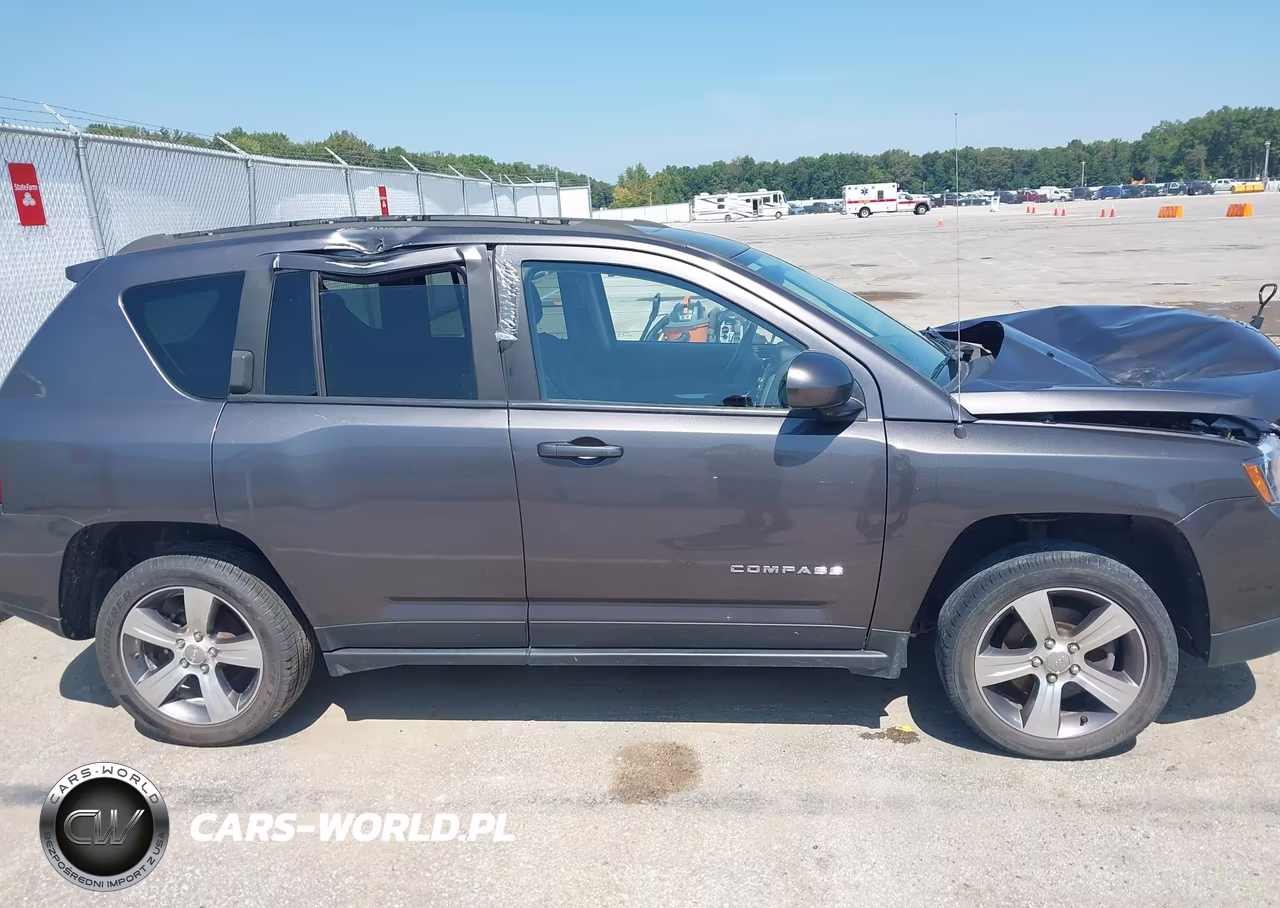 2017 Jeep Compass High Altitude 4X4 VIN:1C4NJDEB9HD129797 - 13