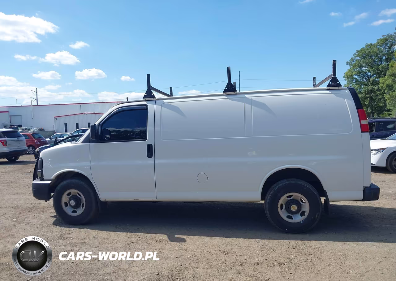 2015 Chevrolet Express 2500 Work Van VIN:1GCWGFFF3F1231904 - 14
