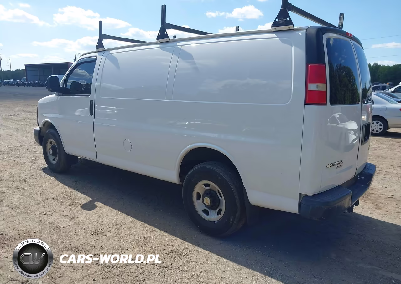 2015 Chevrolet Express 2500 Work Van VIN:1GCWGFFF3F1231904 - 3
