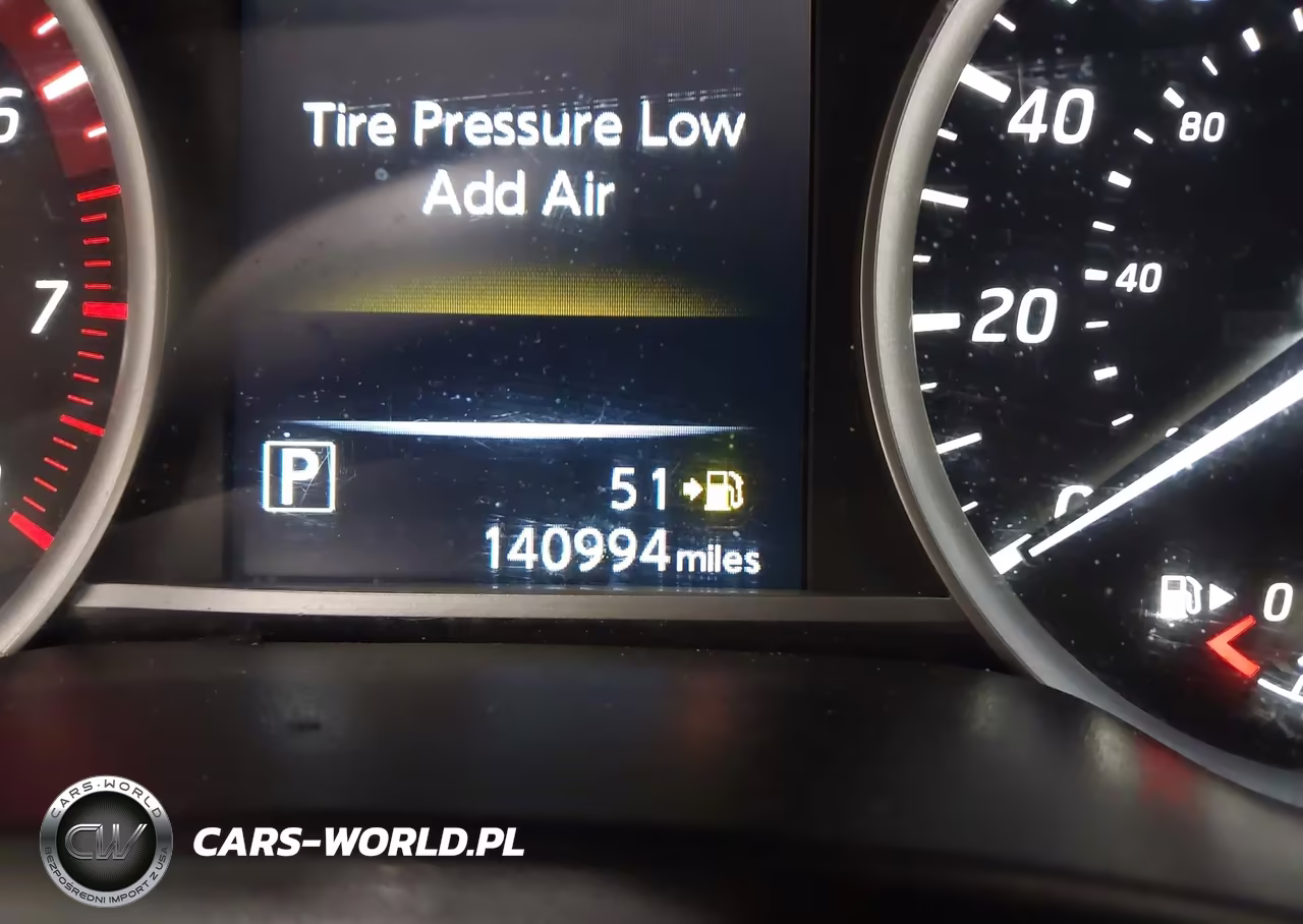 2017 Nissan Sentra Nismo VIN:3N1CB7AP6HY369607 - 15