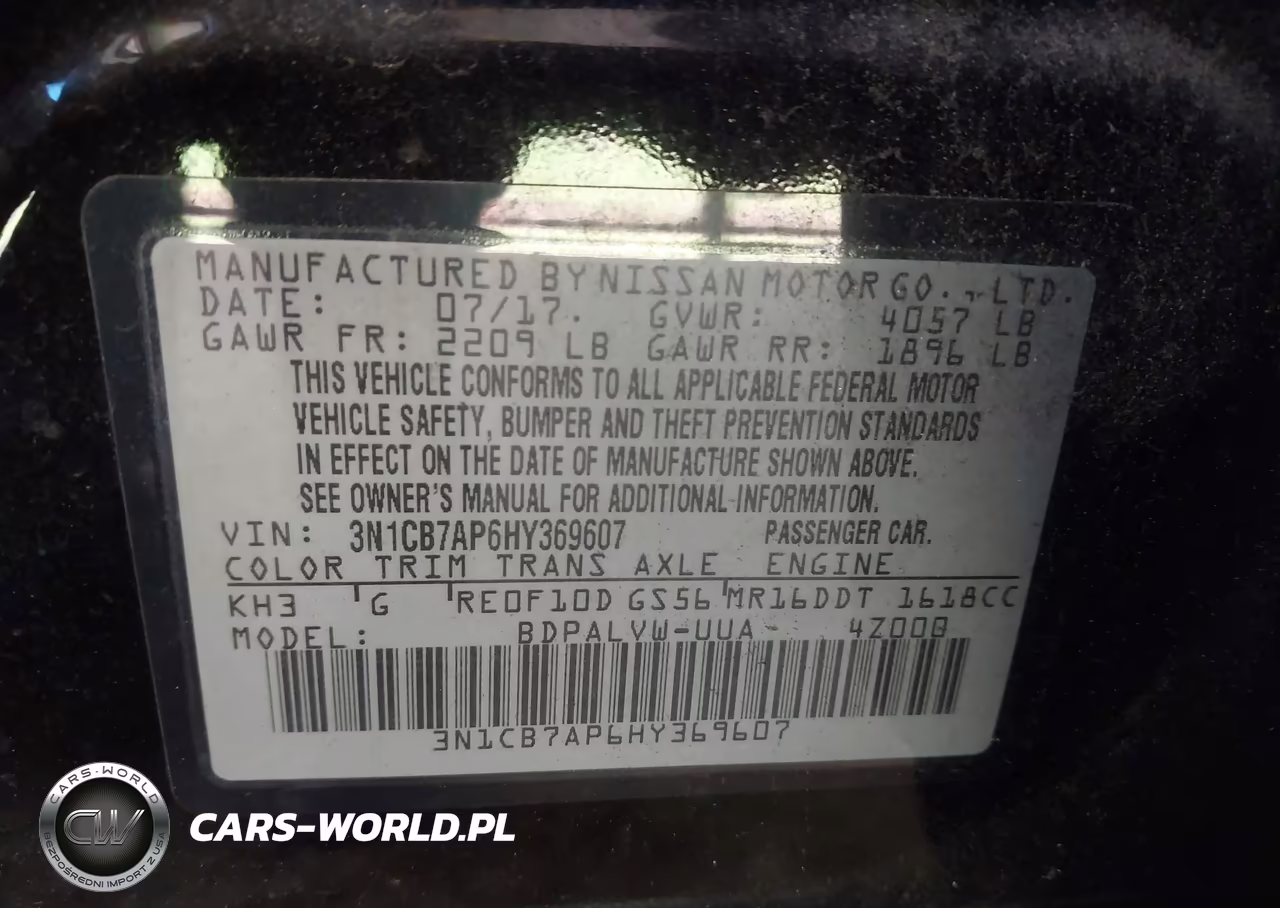 2017 Nissan Sentra Nismo VIN:3N1CB7AP6HY369607 - 9