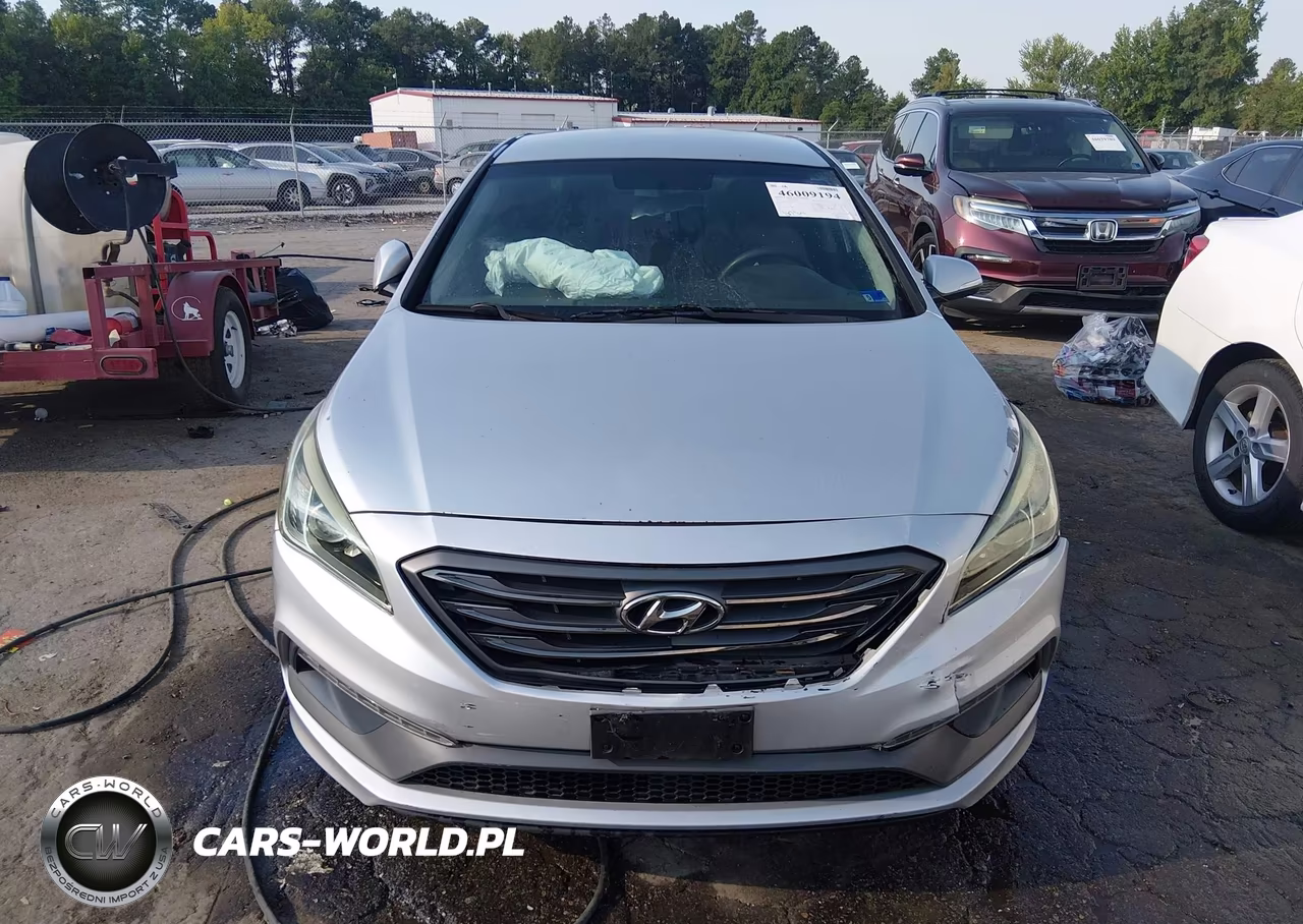 2015 Hyundai Sonata Sport VIN:5NPE34AF5FH114448 - 12