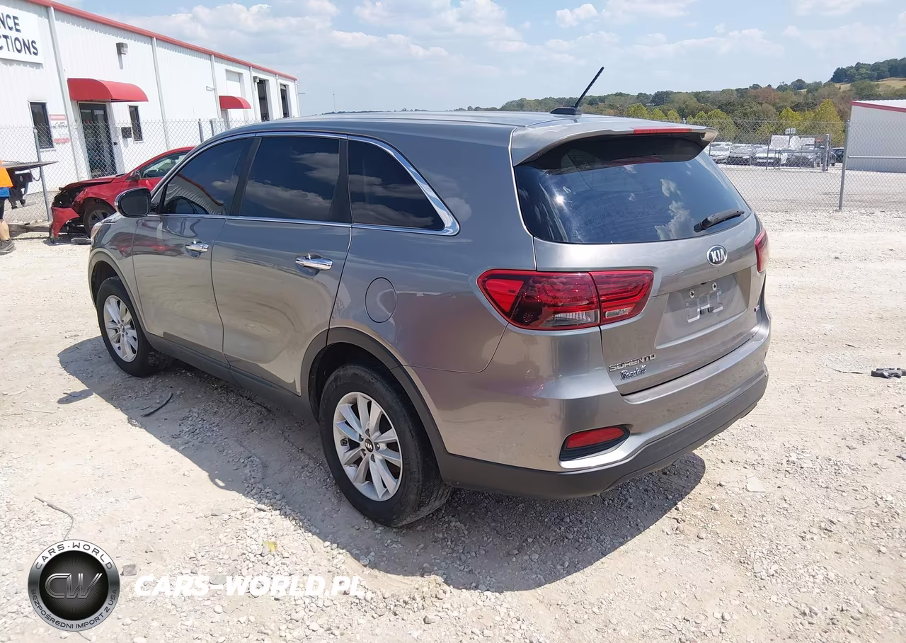 2019 Kia Sorento 2.4L L VIN:5XYPG4A36KG544557 - 3