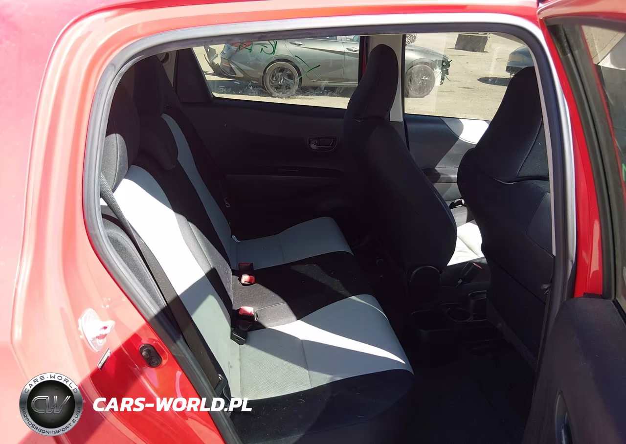 2013 Toyota Yaris Le VIN:JTDKTUD32DD555249 - 8