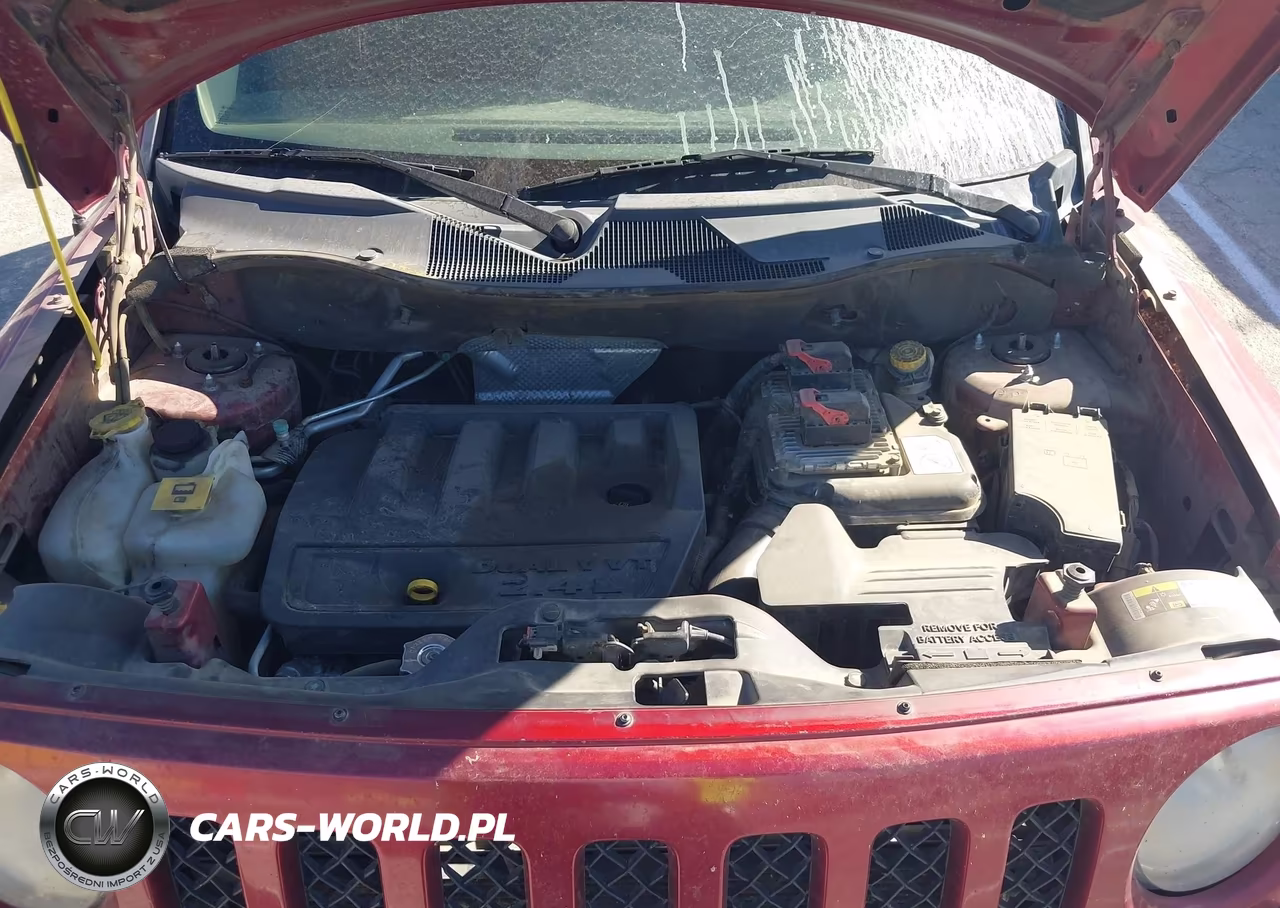 2014 Jeep Patriot Latitude VIN:1C4NJPFB5ED587283 - 10