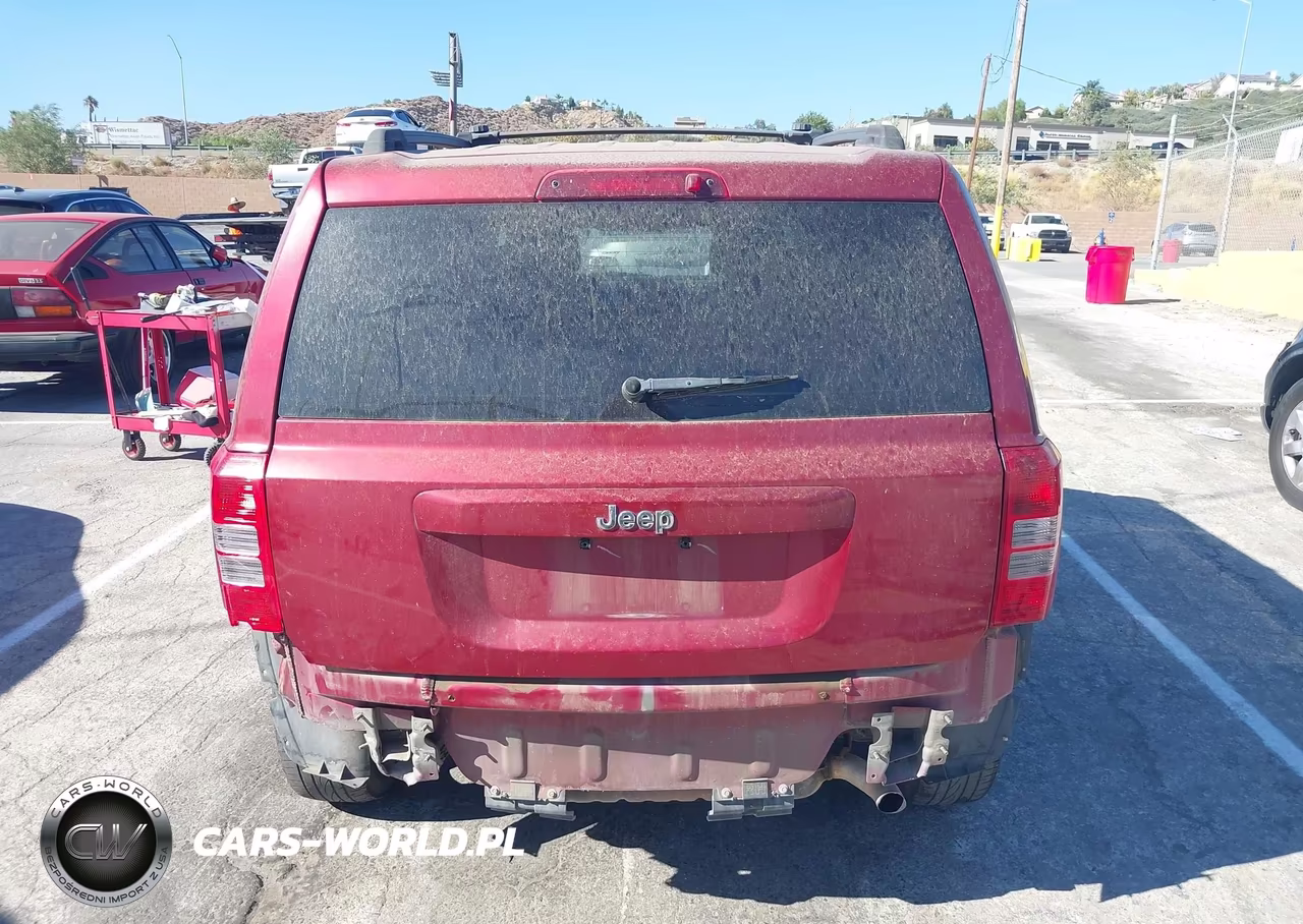 2014 Jeep Patriot Latitude VIN:1C4NJPFB5ED587283 - 6