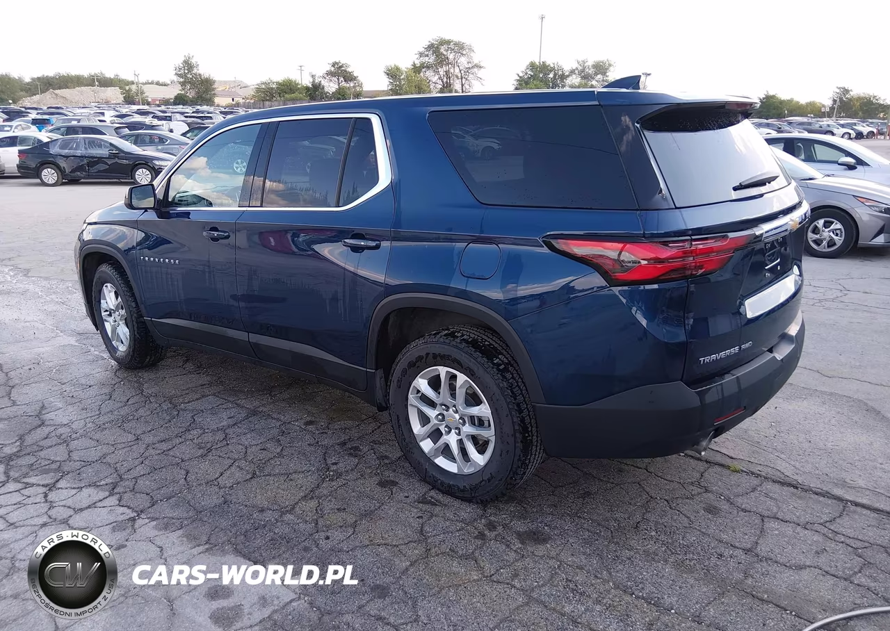 2023 Chevrolet Traverse Awd Ls VIN:1GNEVFKW0PJ196688 - 3