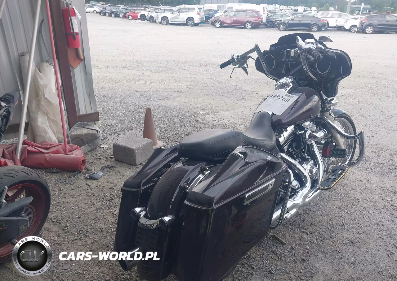 2014 Harley-Davidson Flhxs Street Glide Special VIN:1HD1KRM18EB617727 - 4