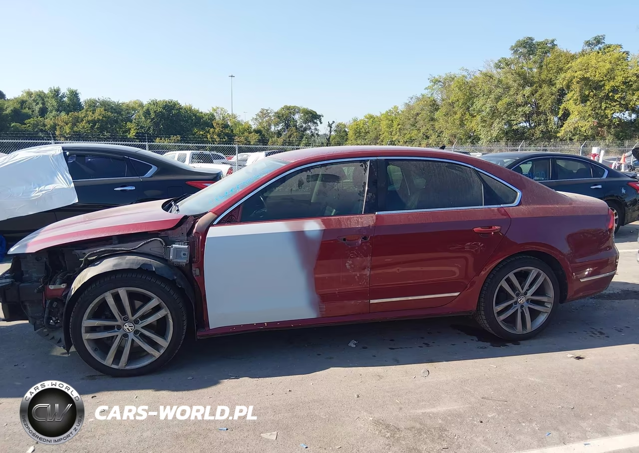 2017 Volkswagen Passat 1.8T R-Line VIN:1VWDT7A34HC017093 - 15