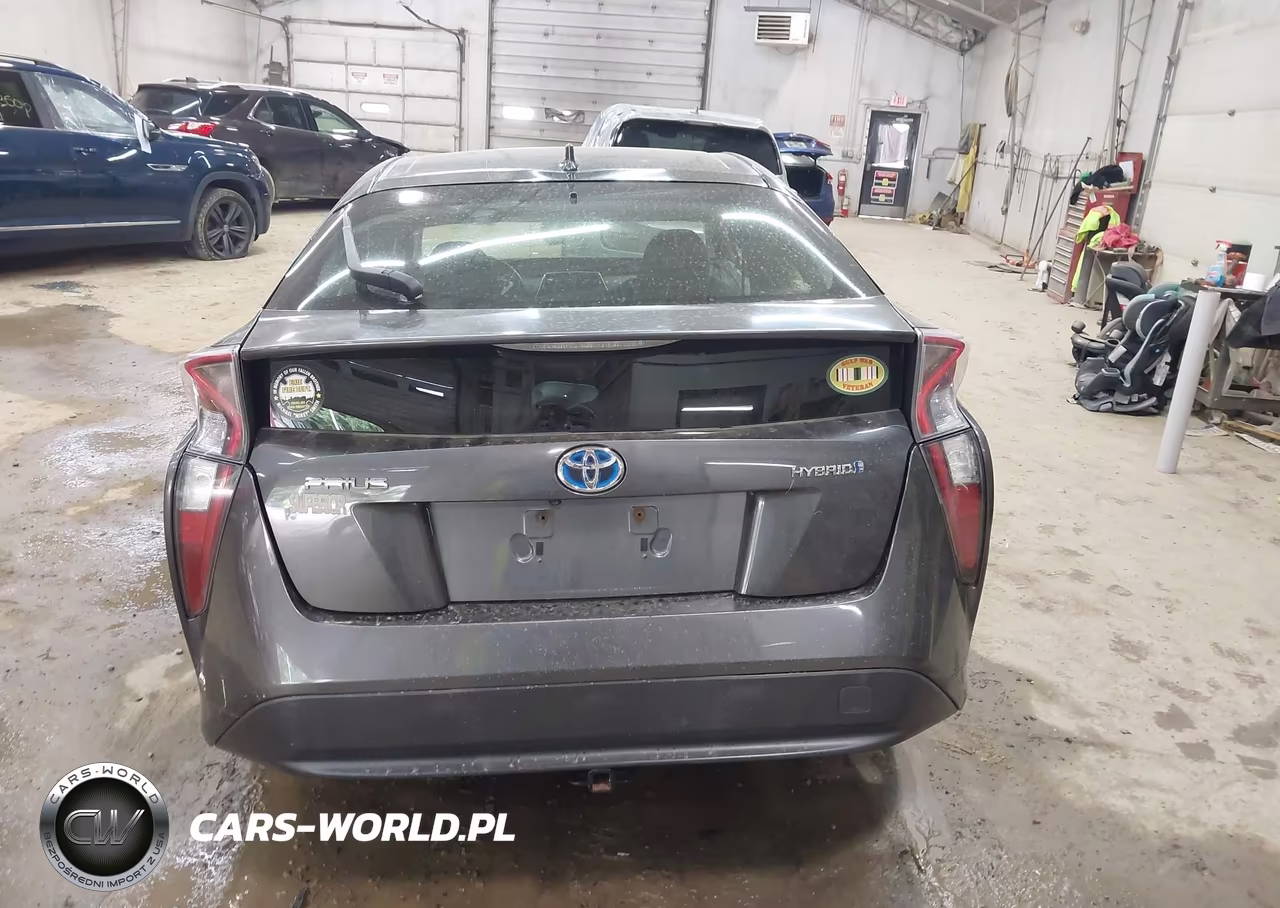 2016 Toyota Prius Two VIN:JTDKBRFU7G3022099 - 15