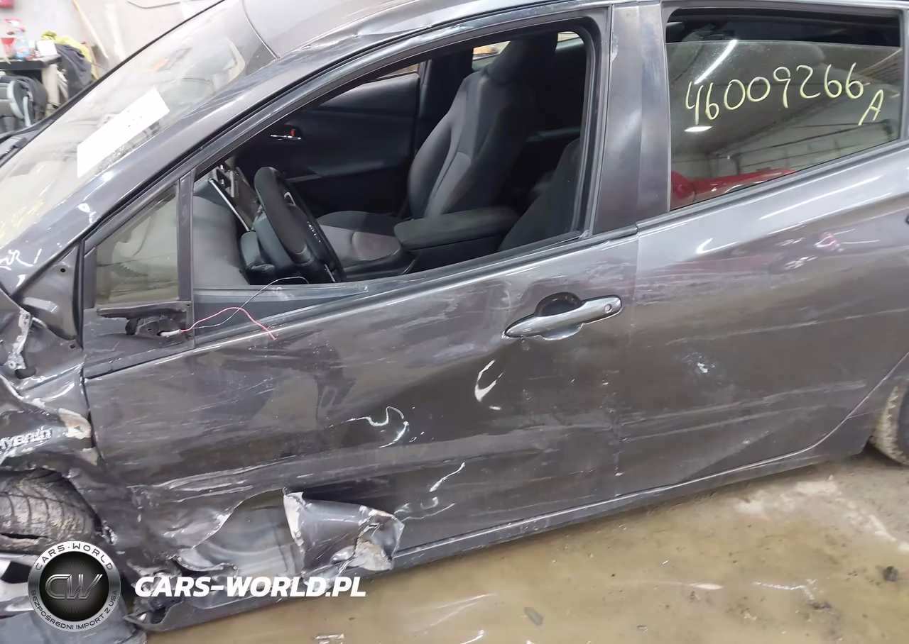2016 Toyota Prius Two VIN:JTDKBRFU7G3022099 - 17