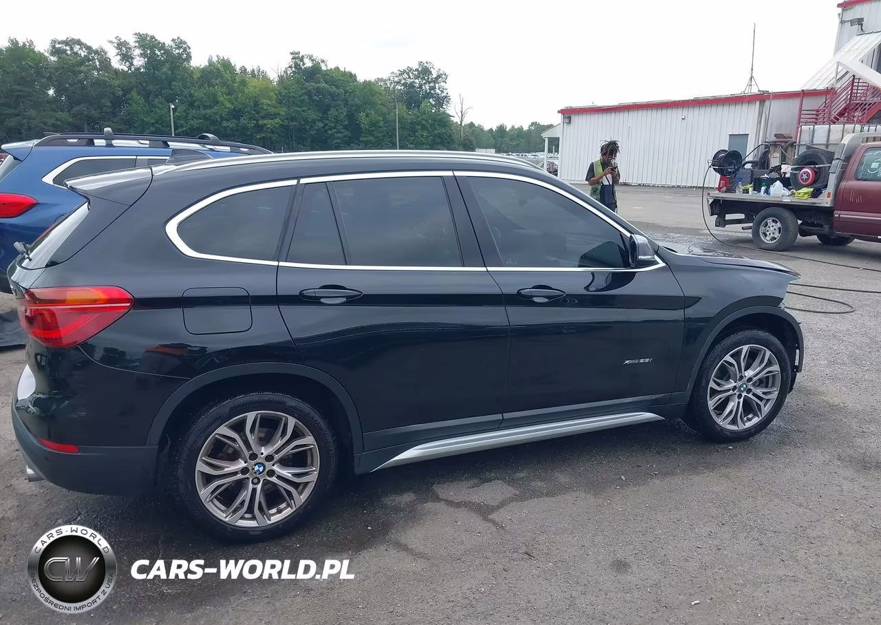 2016 BMW X1 xDrive28I VIN:WBXHT3C37GP889871 - 13