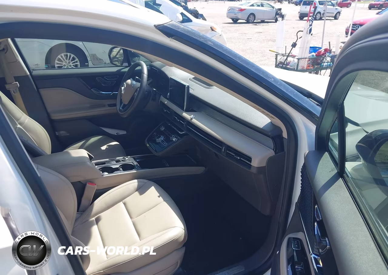 2022 Lincoln Corsair Standard VIN:5LMCJ1C99NUL16564 - 5