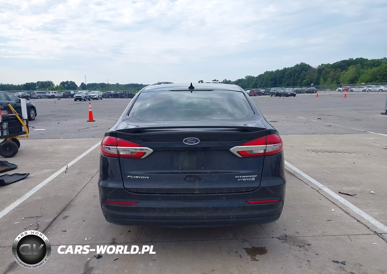 2019 Ford Fusion Hybrid Titanium VIN:3FA6P0RU6KR166205 - 16