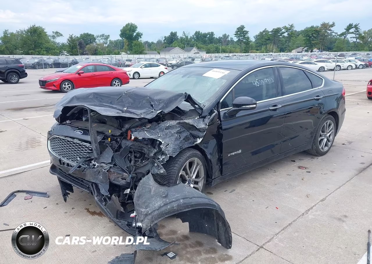 2019 Ford Fusion Hybrid Titanium VIN:3FA6P0RU6KR166205 - 2