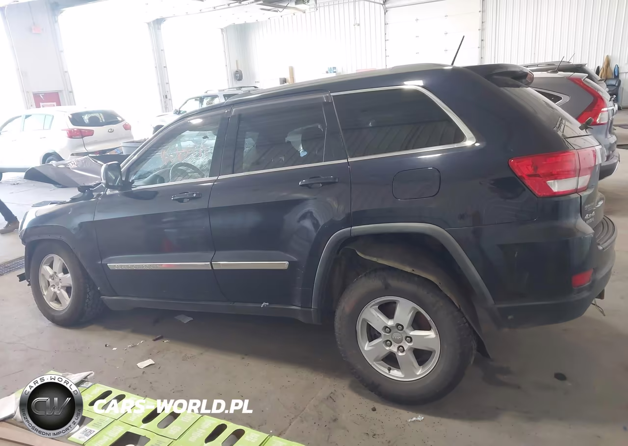 2011 Jeep Grand Cherokee Laredo VIN:1J4RR4GG3BC551154 - 15