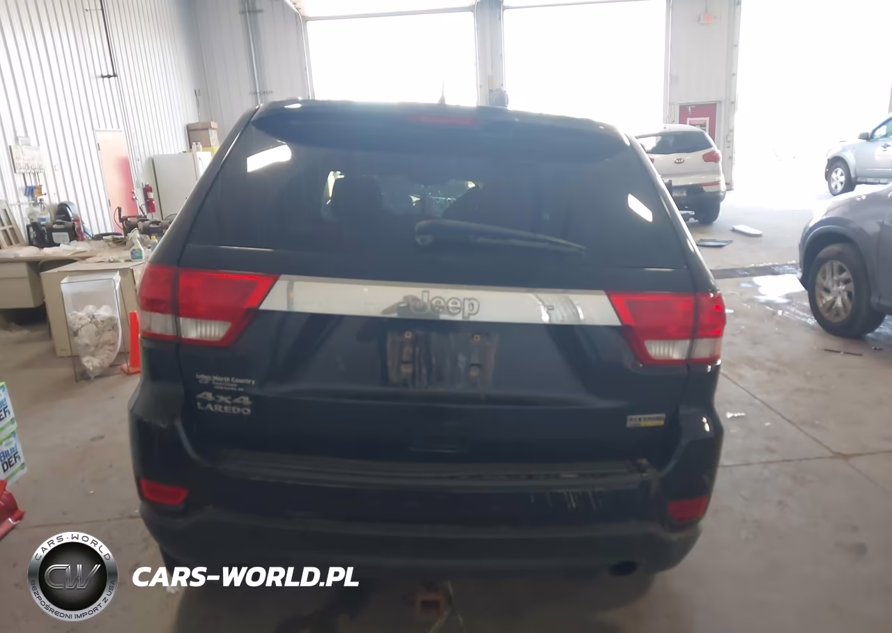 2011 Jeep Grand Cherokee Laredo VIN:1J4RR4GG3BC551154 - 17