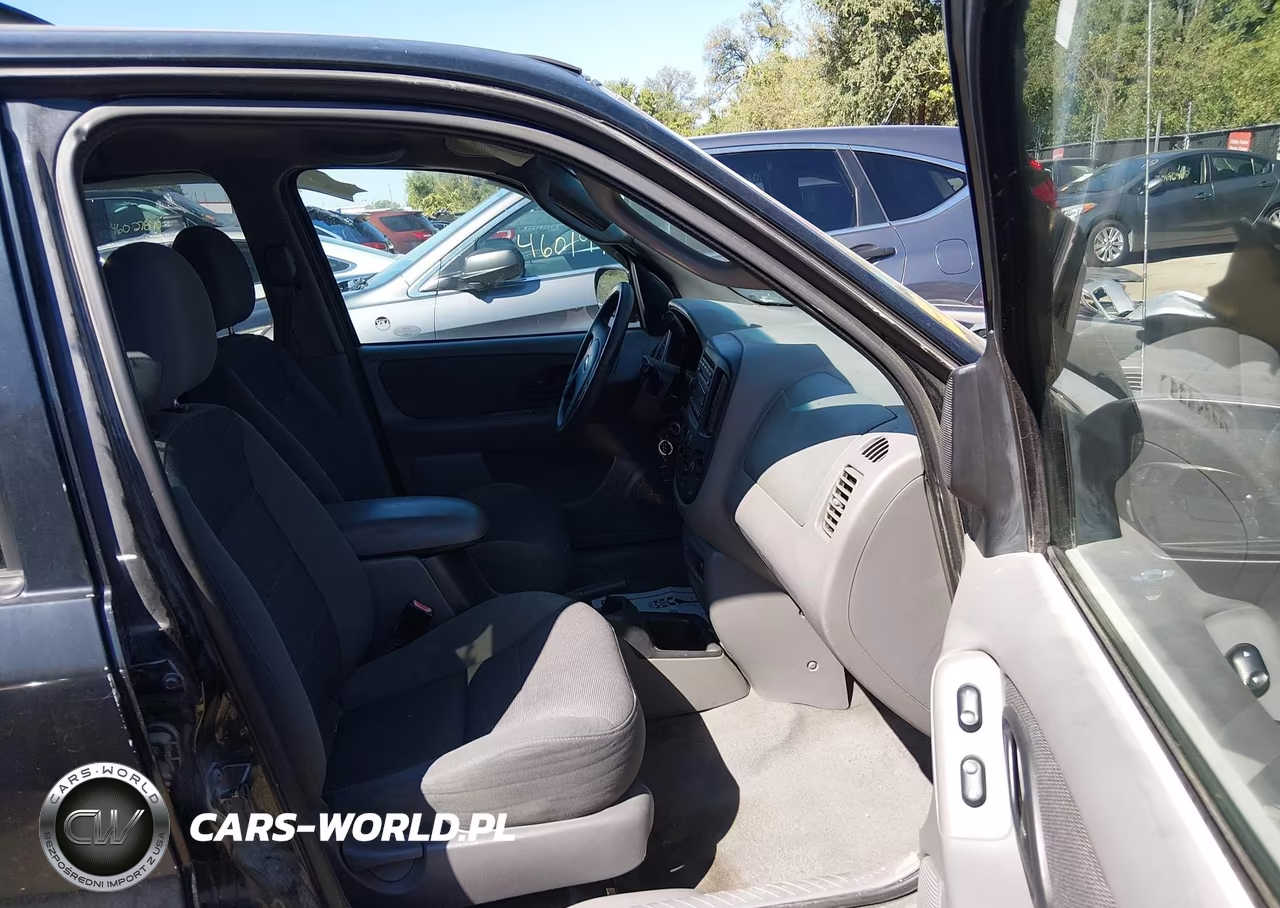 2002 Ford Escape Xlt VIN:1FMYU04192KA93212 - 5